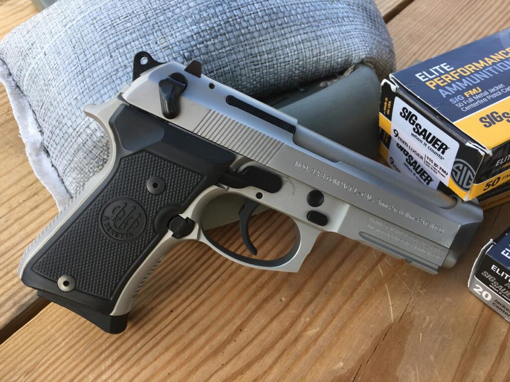 beretta weapons